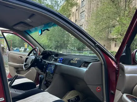 Toyota Camry 1997 года за 2 900 000 тг. в Алматы – фото 14