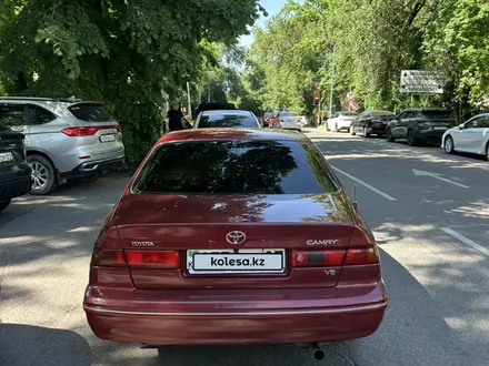 Toyota Camry 1997 года за 2 900 000 тг. в Алматы – фото 8
