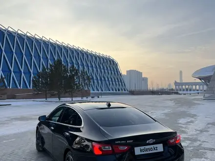 Chevrolet Malibu 2018 года за 9 100 000 тг. в Астана – фото 4