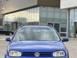 Volkswagen Golf 2001 годаүшін3 000 000 тг. в Атырау