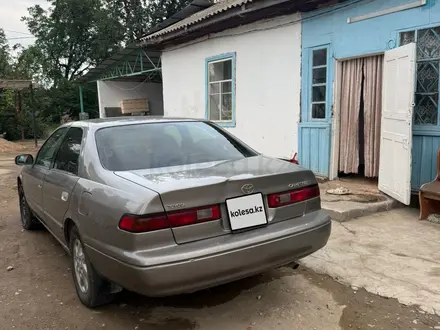 Toyota Camry 1998 года за 2 500 000 тг. в Жаркент – фото 4