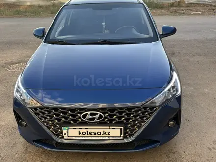 Hyundai Accent 2021 года за 7 500 000 тг. в Астана – фото 2