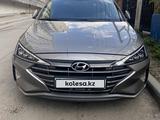 Hyundai Elantra 2020 годаүшін10 350 000 тг. в Алматы