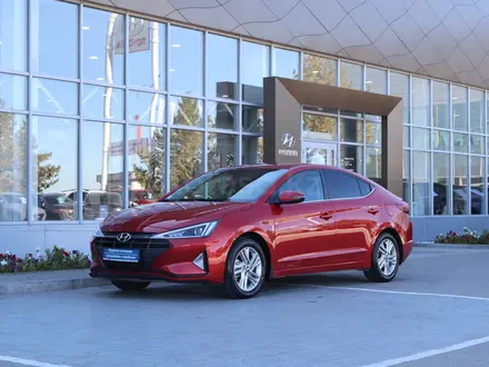 Hyundai Elantra 2019 года за 8 600 000 тг. в Астана