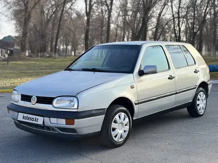 Volkswagen Golf 1995 года за 1 100 000 тг. в Тараз – фото 2
