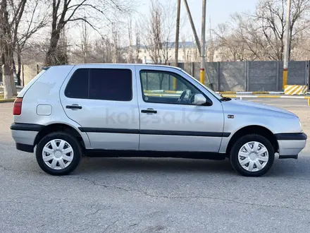 Volkswagen Golf 1995 года за 1 100 000 тг. в Тараз – фото 4