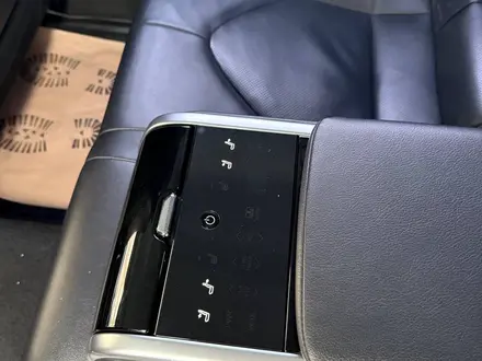 Toyota Camry 2019 года за 16 000 000 тг. в Алматы – фото 13