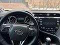 Toyota Camry 2019 года за 16 000 000 тг. в Алматы – фото 22