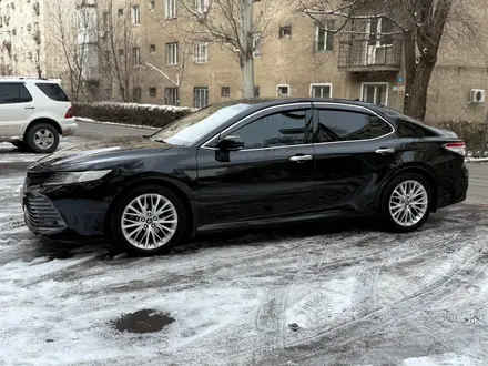 Toyota Camry 2019 года за 16 000 000 тг. в Алматы – фото 7