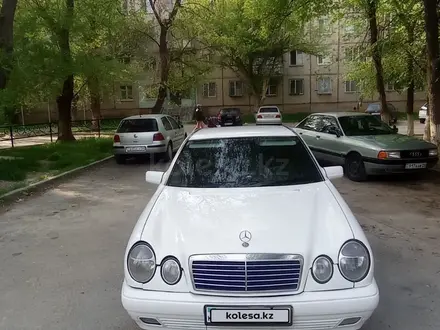 Mercedes-Benz E 280 1996 года за 2 600 000 тг. в Тараз – фото 3