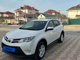 Toyota RAV4 2014 года за 11 300 000 тг. в Актау – фото 2