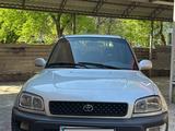 Toyota RAV4 2000 годаүшін3 500 000 тг. в Шымкент – фото 2
