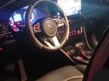 Kia K5 2018 года за 9 000 000 тг. в Алматы – фото 10