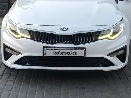 Kia K5 2018 года за 9 000 000 тг. в Алматы – фото 6
