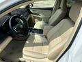 Toyota Camry 2015 годаүшін8 200 000 тг. в Атырау – фото 17