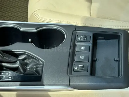 Toyota Camry 2015 года за 8 200 000 тг. в Атырау – фото 16