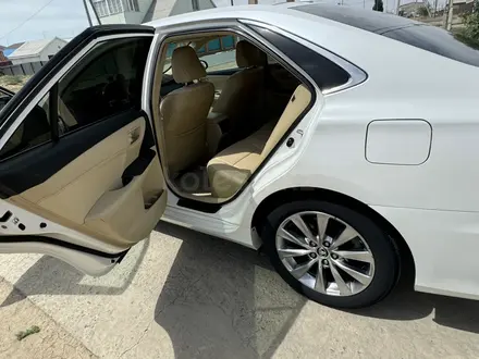 Toyota Camry 2015 года за 8 200 000 тг. в Атырау – фото 19