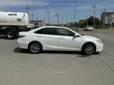 Toyota Camry 2015 годаүшін8 200 000 тг. в Атырау – фото 3