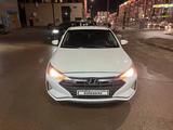 Hyundai Elantra 2019 годаүшін7 800 000 тг. в Караганда – фото 3