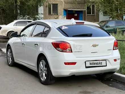 Chevrolet Cruze 2013 года за 5 100 000 тг. в Караганда – фото 2