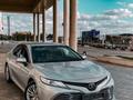 Camry 70 передний бампер за 42 500 тг. в Алматы – фото 2