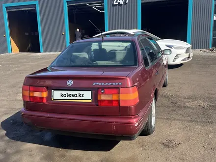 Volkswagen Passat 1995 года за 1 300 000 тг. в Караганда – фото 10
