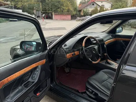 BMW 730 1995 года за 2 500 000 тг. в Алматы – фото 16