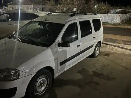 ВАЗ (Lada) Largus 2017 года за 2 500 000 тг. в Атырау – фото 2