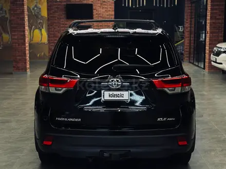 Toyota Highlander 2017 года за 16 800 000 тг. в Алматы – фото 3