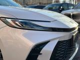 Toyota Camry 2026 года за 18 300 000 тг. в Алматы – фото 2