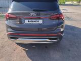 Hyundai Santa Fe 2022 годаfor18 500 000 тг. в Караганда – фото 3