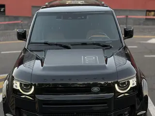 Land Rover Defender, 2021