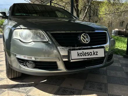 Volkswagen Passat 2007 года за 4 000 000 тг. в Шымкент – фото 2