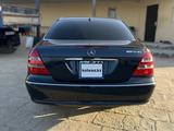 Mercedes-Benz E 320 2003 годаүшін4 800 000 тг. в Жанаозен – фото 4