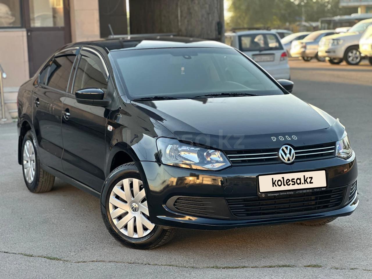 Volkswagen Polo 2015 г.