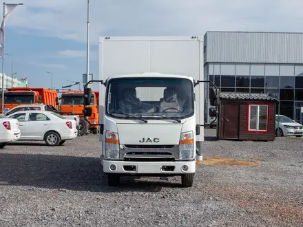 JAC  N56 Изотермический фургон стенки 80 мм 2026 года за 15 900 000 тг. в Актобе – фото 3