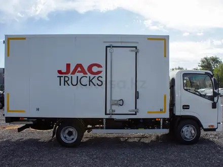 JAC  N56 Изотермический фургон стенки 80 мм 2026 года за 15 900 000 тг. в Актобе – фото 5