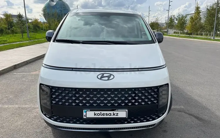 Hyundai Staria 2023 годаүшін23 000 000 тг. в Астана