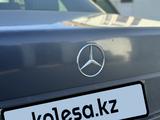 Mercedes-Benz E 200 1991 года за 850 000 тг. в Тараз – фото 4
