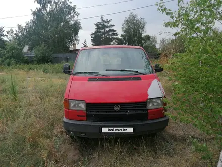 Volkswagen Multivan 1994 года за 1 500 000 тг. в Караганда