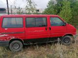 Volkswagen Multivan 1994 годаүшін1 470 000 тг. в Караганда – фото 3