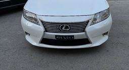 Lexus ES 250 2013 годаfor12 000 000 тг. в Алматы