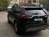 Toyota RAV4 2020 года за 18 000 000 тг. в Петропавловск – фото 3