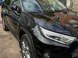 Toyota RAV4 2020 года за 18 000 000 тг. в Петропавловск – фото 4
