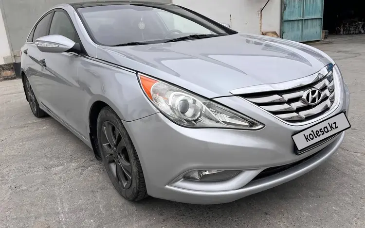 Hyundai sonata 2011