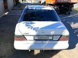 Mercedes-Benz E 200 1987 годаүшін850 000 тг. в Жетысай – фото 3
