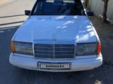 Mercedes-Benz E 200 1987 годаүшін850 000 тг. в Жетысай – фото 4