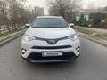 Toyota RAV4 2017 года за 12 800 000 тг. в Алматы – фото 2