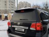 Toyota Land Cruiser 2013 года за 21 750 000 тг. в Астана – фото 2