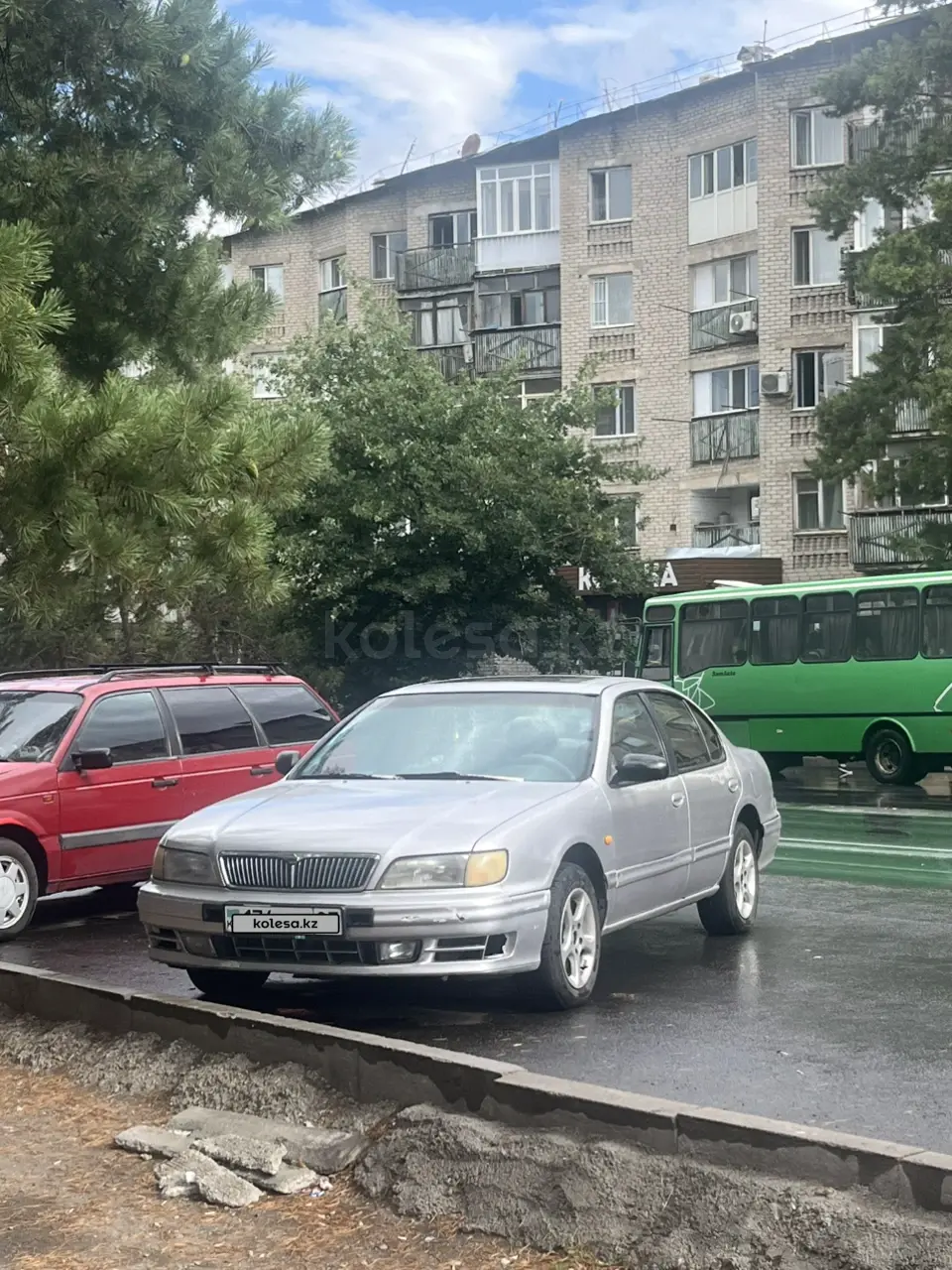 Nissan Maxima, 1995